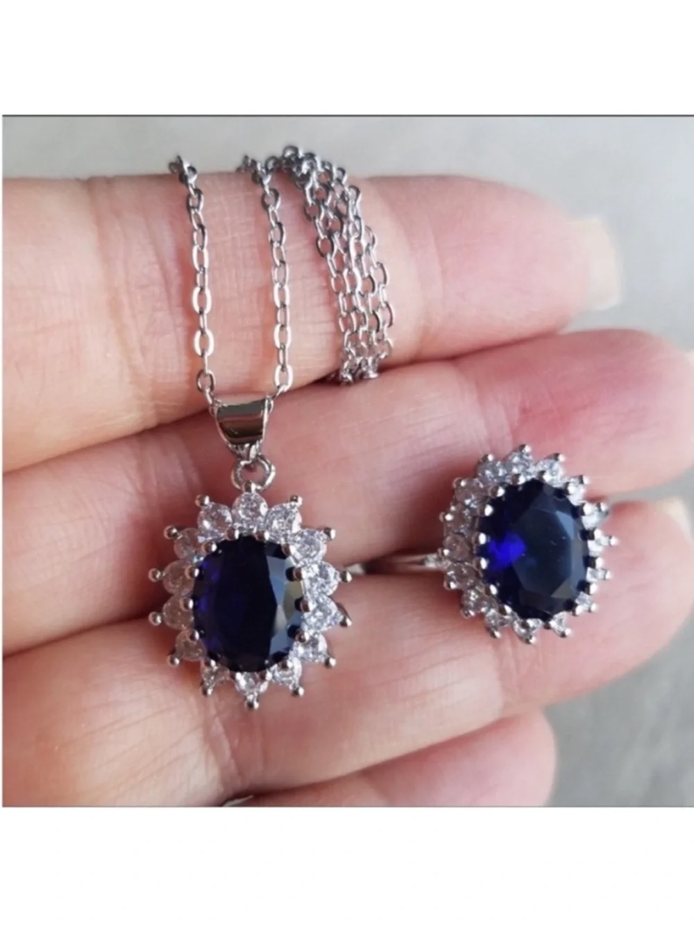 Swarovski Elements 925 Sterling Silver Blue Sapphire Diana Drop Earrings NEW